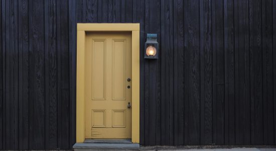 comment poser une porte d'entrée ? technique de pose en applique ... - Comment Installer Une Porte D Entree comment poser une porte d'entrée ? technique de pose en applique ... - Comment Installer Une Porte D Entree